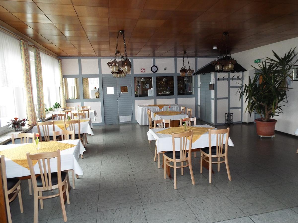 Hotel Garni Zum Reinhardswald Gewissenruh Luaran gambar